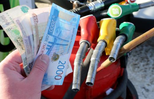 Минэнерго рассказало о мерах по сдерживанию цен на бензин<br />
