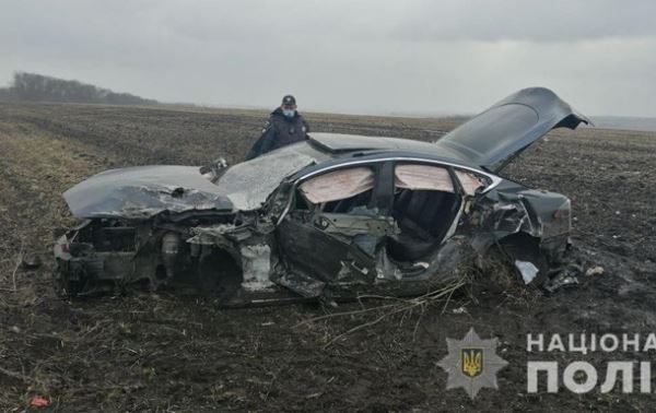 На Харьковщине шесть человек пострадали в ДТП с Tesla