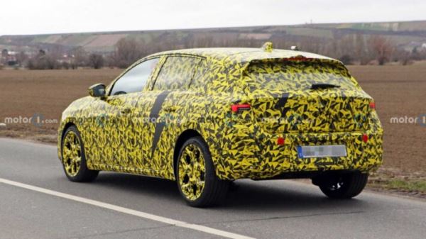 Появились первые фотографии нового Opel Astra