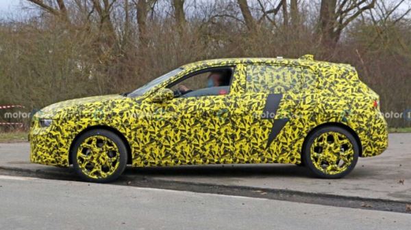 Появились первые фотографии нового Opel Astra